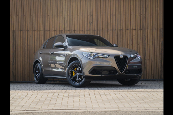 Alfa Romeo Stelvio 2.0 T AWD Super | Veloce stoelen | NL-auto | Camera | Trekhaak