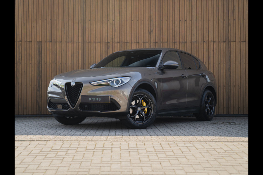 Alfa Romeo Stelvio 2.0 T AWD Super | Veloce stoelen | NL-auto | Camera | Trekhaak