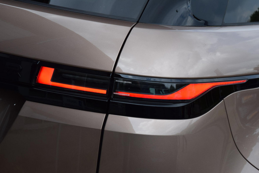 Land Rover Range Rover Evoque P300e PHEV AWD Dynamic SE