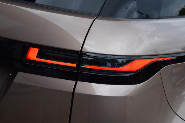Land Rover Range Rover Evoque P300e PHEV AWD Dynamic SE