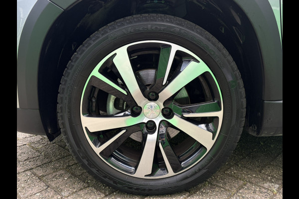Peugeot 2008 1.2 PureTech Allure 130pk EAT6 !!! NET BINNEN !!! | Unieke KM-stand | Grip Control | Apple Carplay | Achteruitrijcamera | PDC A