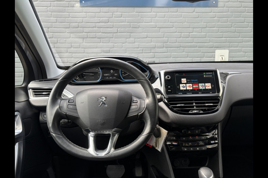 Peugeot 2008 1.2 PureTech Allure 130pk EAT6 !!! NET BINNEN !!! | Unieke KM-stand | Grip Control | Apple Carplay | Achteruitrijcamera | PDC A