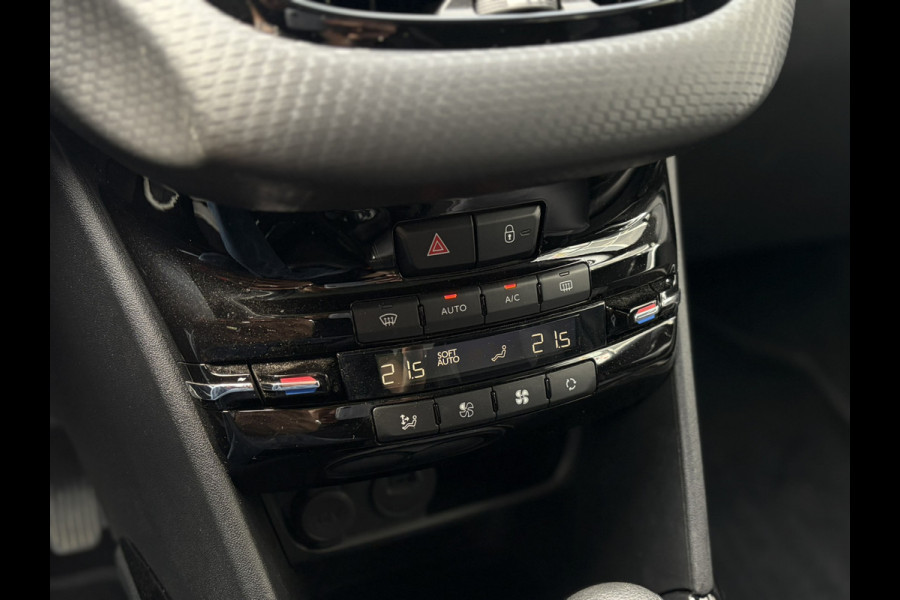 Peugeot 2008 1.2 PureTech Allure 130pk EAT6 !!! NET BINNEN !!! | Unieke KM-stand | Grip Control | Apple Carplay | Achteruitrijcamera | PDC A