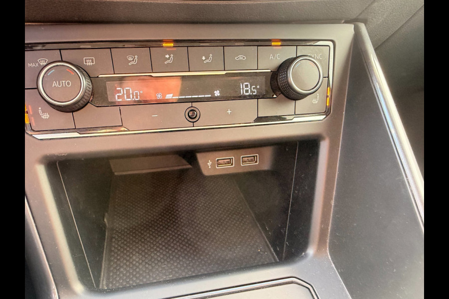 Volkswagen Polo 1.0 Comfortline iQ Drive |ACC | Carplay | Navi | Clima |Stoelverw|Parkpilot |Blind assist