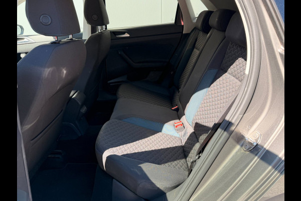 Volkswagen Polo 1.0 Comfortline iQ Drive |ACC | Carplay | Navi | Clima |Stoelverw|Parkpilot |Blind assist