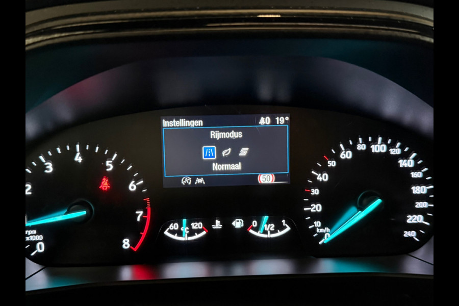 Ford Focus 1.0 EcoBoost ST Line Business|Panoramadak|Camera