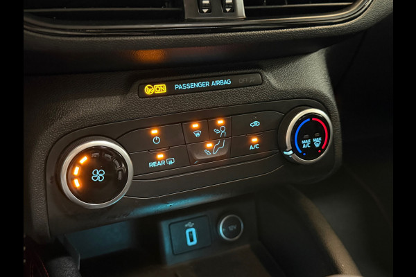 Ford Focus 1.0 EcoBoost ST Line Business|Panoramadak|Camera