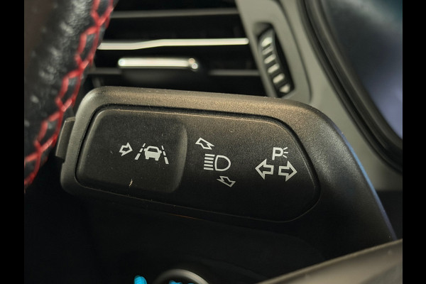 Ford Focus 1.0 EcoBoost ST Line Business|Panoramadak|Camera