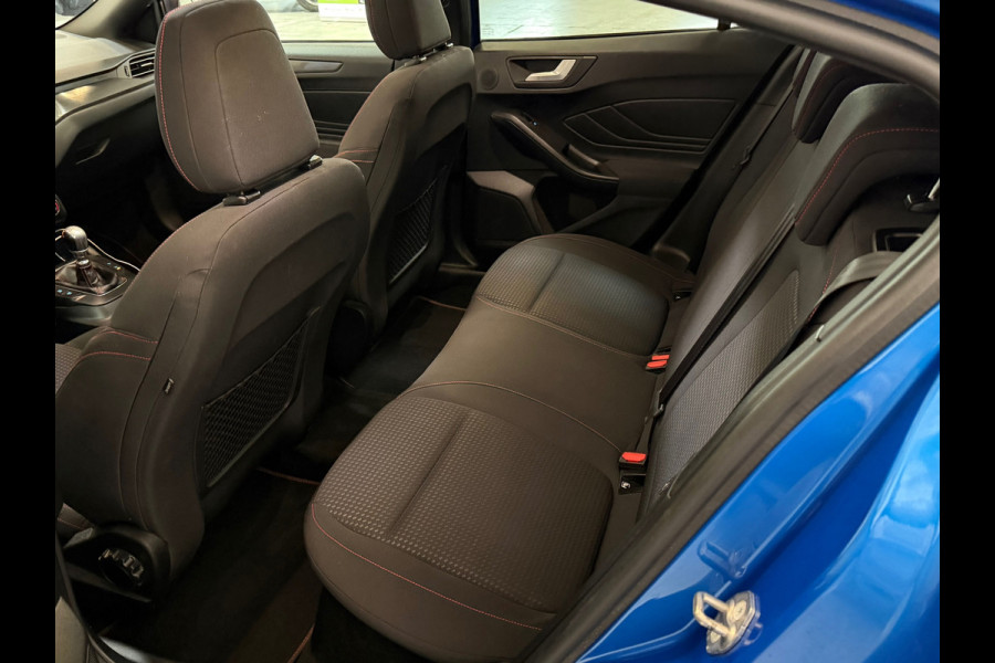 Ford Focus 1.0 EcoBoost ST Line Business|Panoramadak|Camera
