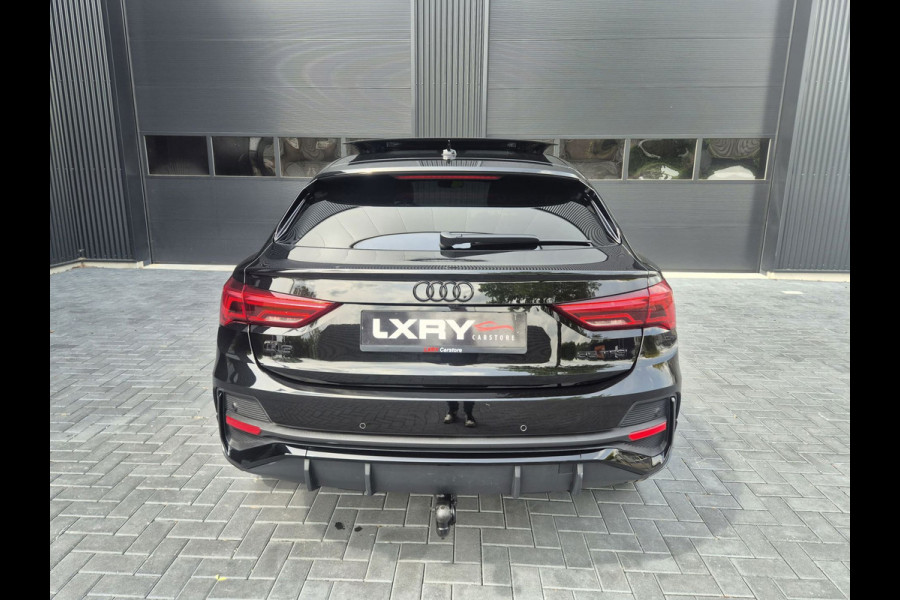 Audi Q3 Sportback 35 TFSI S Line | Clima| Pano | Camera | Navi | Stoelverwarming | Sonos |
