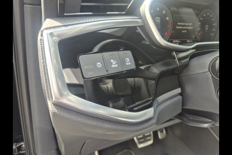 Audi Q3 Sportback 35 TFSI S Line | Clima| Pano | Camera | Navi | Stoelverwarming | Sonos |
