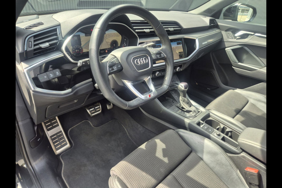 Audi Q3 Sportback 35 TFSI S Line | Clima| Pano | Camera | Navi | Stoelverwarming | Sonos |