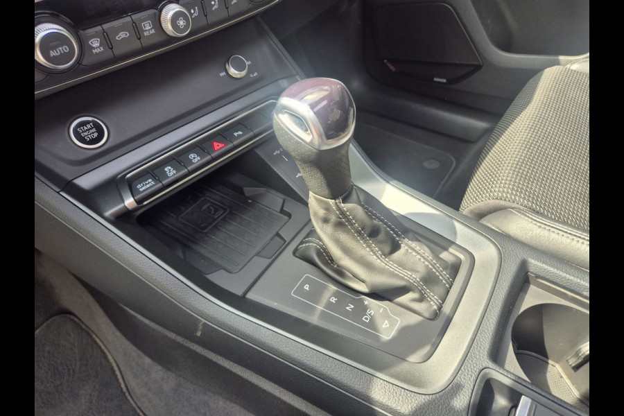 Audi Q3 Sportback 35 TFSI S Line | Clima| Pano | Camera | Navi | Stoelverwarming | Sonos |