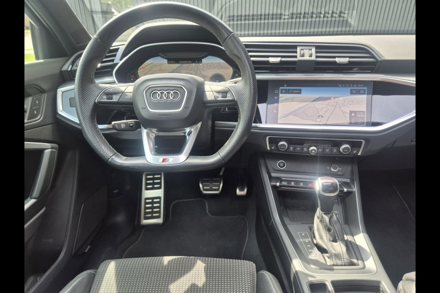 Audi Q3 Sportback 35 TFSI S Line | Clima| Pano | Camera | Navi | Stoelverwarming | Sonos |