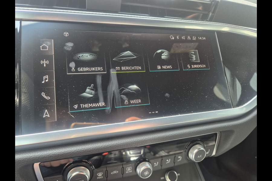 Audi Q3 Sportback 35 TFSI S Line | Clima| Pano | Camera | Navi | Stoelverwarming | Sonos |