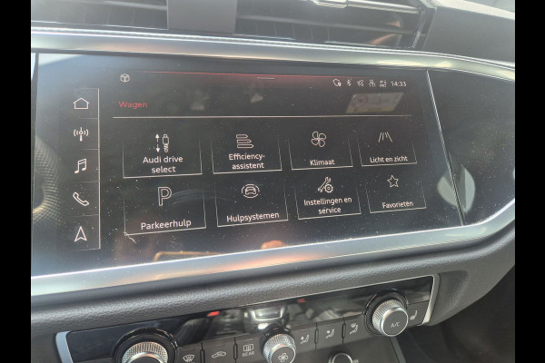 Audi Q3 Sportback 35 TFSI S Line | Clima| Pano | Camera | Navi | Stoelverwarming | Sonos |