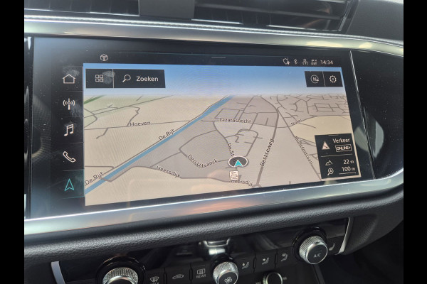 Audi Q3 Sportback 35 TFSI S Line | Clima| Pano | Camera | Navi | Stoelverwarming | Sonos |
