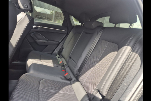 Audi Q3 Sportback 35 TFSI S Line | Clima| Pano | Camera | Navi | Stoelverwarming | Sonos |