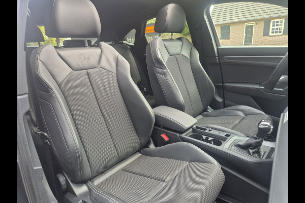 Audi Q3 Sportback 35 TFSI S Line | Clima| Pano | Camera | Navi | Stoelverwarming | Sonos |