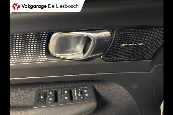 Volvo XC40 1.5 T3 R-Design/leer/harman kardon/weg klapbare trekhaak/stoelverw