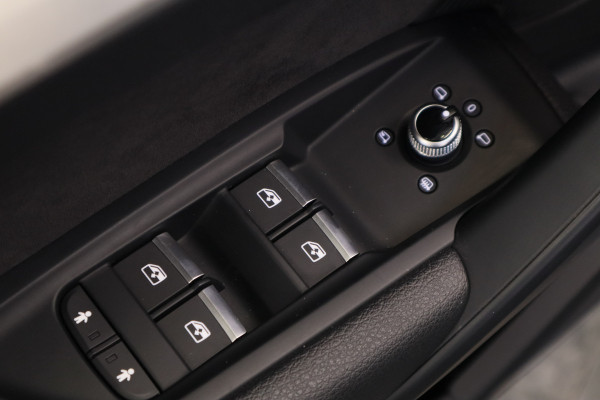 Audi Q5 50 TFSI e quattro S edition B&O Verw Achterbank ACC PDC 24 maanden garantie mogelijk *(vraag naar de voorwaarden)