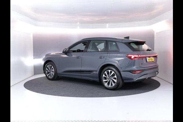 Audi Q6 e-tron Advanced edition perf 306pk 100Kwh | Tech plus | Sportstoel zwart leder-kunstl | Volledig in carrosseriekleur | Omgevingscamera's |