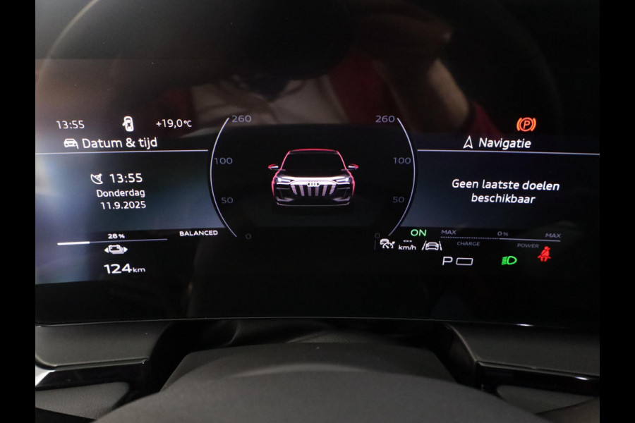 Audi Q6 e-tron Advanced edition perf 306pk 100Kwh | Tech plus | Sportstoel zwart leder-kunstl | Volledig in carrosseriekleur | Omgevingscamera's |
