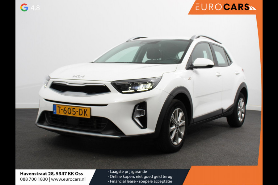 Kia Stonic 1.0 T-GDi MHEV DynamicLine Trekhaak Camera Parkeer sensoren Navigatie Apple Carplay/Android Auto Climate Control Cruise Control Parkeer sensoren Lichtmetalen Velgen