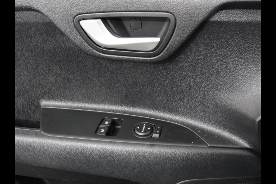 Kia Stonic 1.0 T-GDi MHEV DynamicLine Trekhaak Camera Parkeer sensoren Navigatie Apple Carplay/Android Auto Climate Control Cruise Control Parkeer sensoren Lichtmetalen Velgen