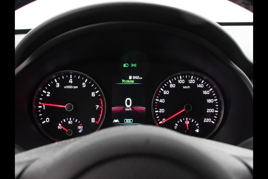 Kia Stonic 1.0 T-GDi MHEV DynamicLine Trekhaak Camera Parkeer sensoren Navigatie Apple Carplay/Android Auto Climate Control Cruise Control Parkeer sensoren Lichtmetalen Velgen