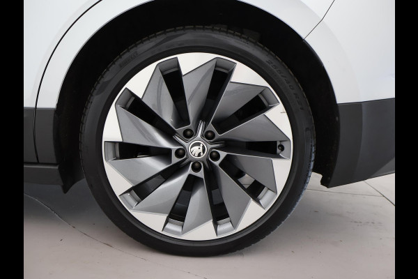 Škoda ENYAQ iV 80 204 PK + 21 INCH | AFN. TREKHAAK | STUUR/STOELVERW. | ADAPTIVE CRUISE | STANDKACHEL