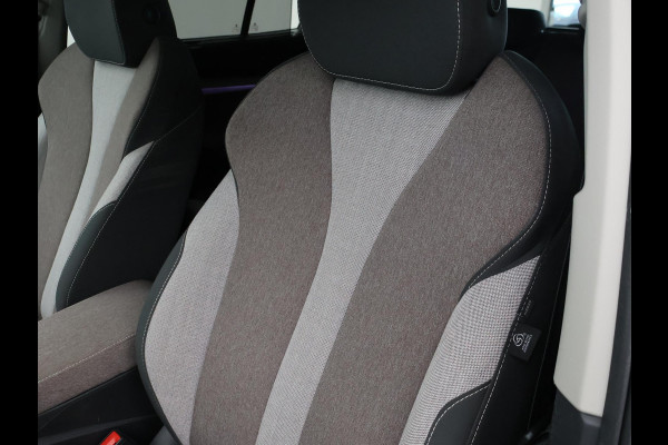 Škoda ENYAQ iV 80 204 PK + 21 INCH | AFN. TREKHAAK | STUUR/STOELVERW. | ADAPTIVE CRUISE | STANDKACHEL