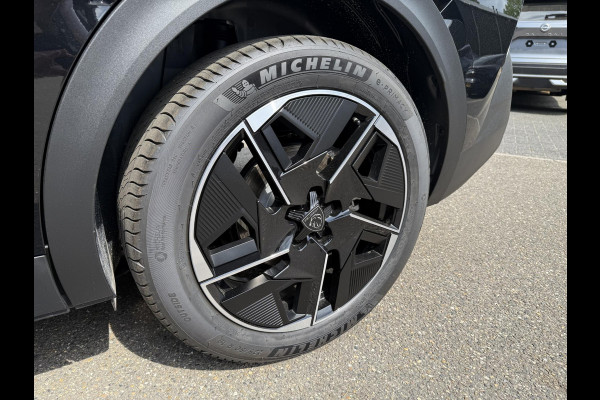 Peugeot e-408 GT 58 kWh NIEUWE AUTO 13KM!| FULL OPTION| PANO| FOCAL AUDIO| 360 CAMERA| ELEKTRISCHE ACHTERKLEP| ELEK. STOELEN| STOEL + STUURVERWARMING MET MASSAGE|