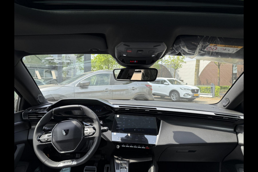Peugeot e-408 GT 58 kWh NIEUWE AUTO 13KM!| FULL OPTION| PANO| FOCAL AUDIO| 360 CAMERA| ELEKTRISCHE ACHTERKLEP| ELEK. STOELEN| STOEL + STUURVERWARMING MET MASSAGE|