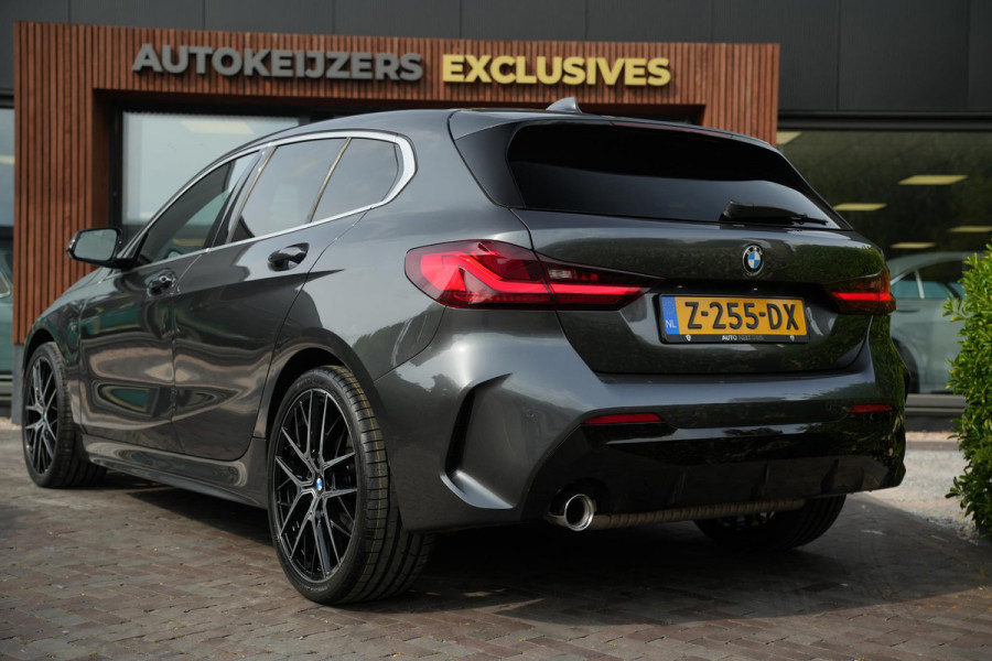 BMW 1-serie 118i High Executive M Pakket Panoramadak Cruise Stoelverw. LED 19''LM