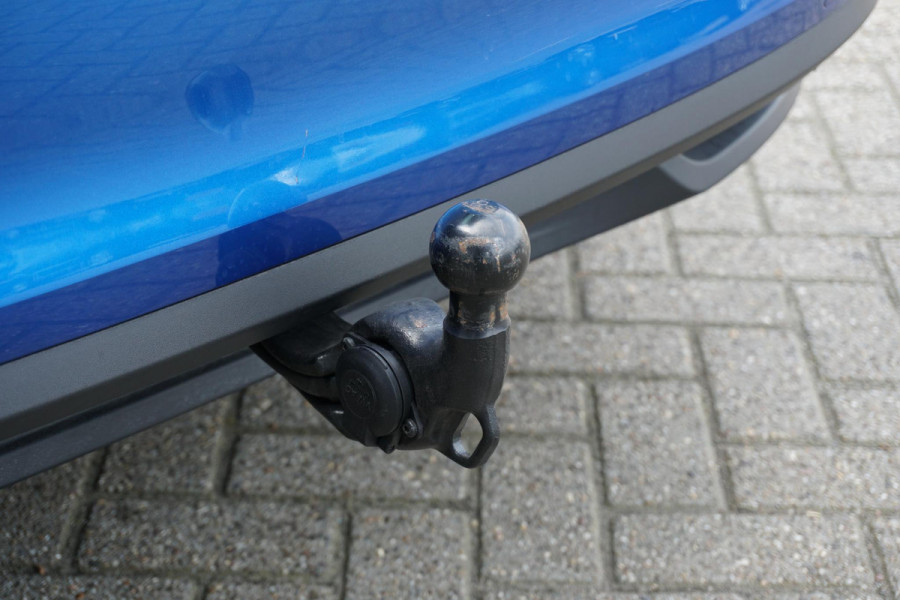 Škoda SCALA 1.0 TSI Business Edition + TREKHAAK / STOELVERWARMING / CAMERA