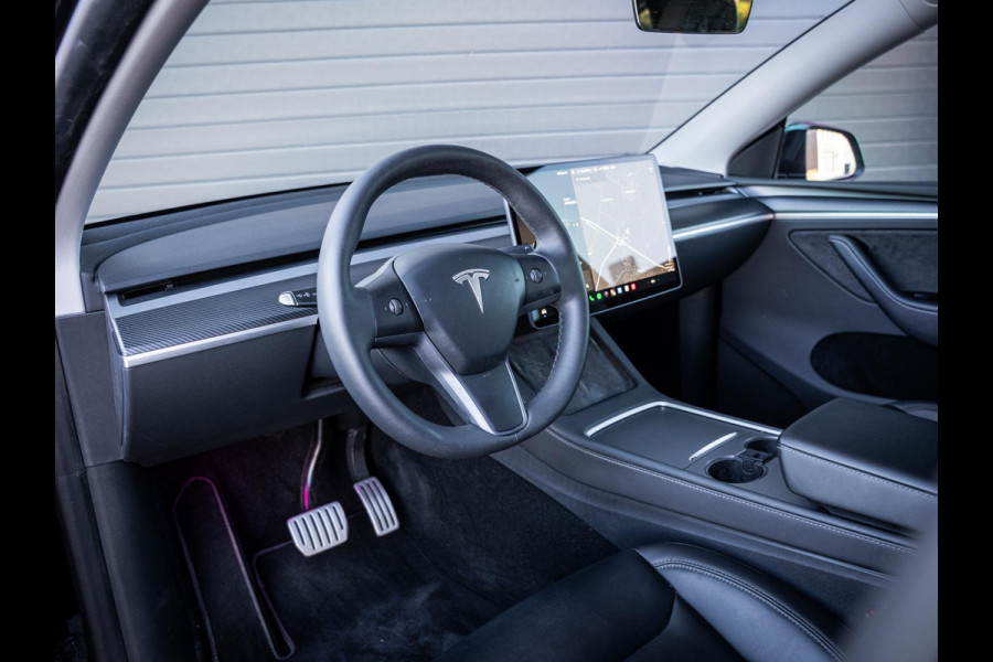 Tesla Model Y Performance AWD 75 kWh Dual Motor l Carbon l 21'' l Panoramadak