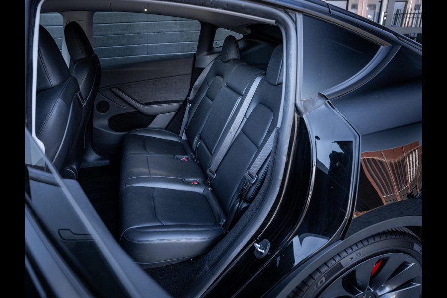 Tesla Model Y Performance AWD 75 kWh Dual Motor l Carbon l 21'' l Panoramadak