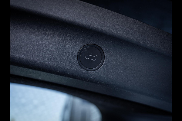 Tesla Model Y Performance AWD 75 kWh Dual Motor l Carbon l 21'' l Panoramadak