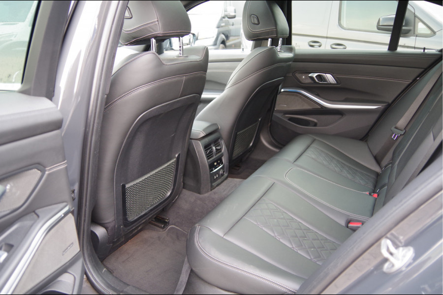 BMW 3-serie 330e M-SPORT SCHUIFDAK, INDIVIDUAL LEDER, LASER, HUD, HARMAN/KARDON, ADAPT. CRUISE, SPORTSTOELEN, DRAVIT GRAU