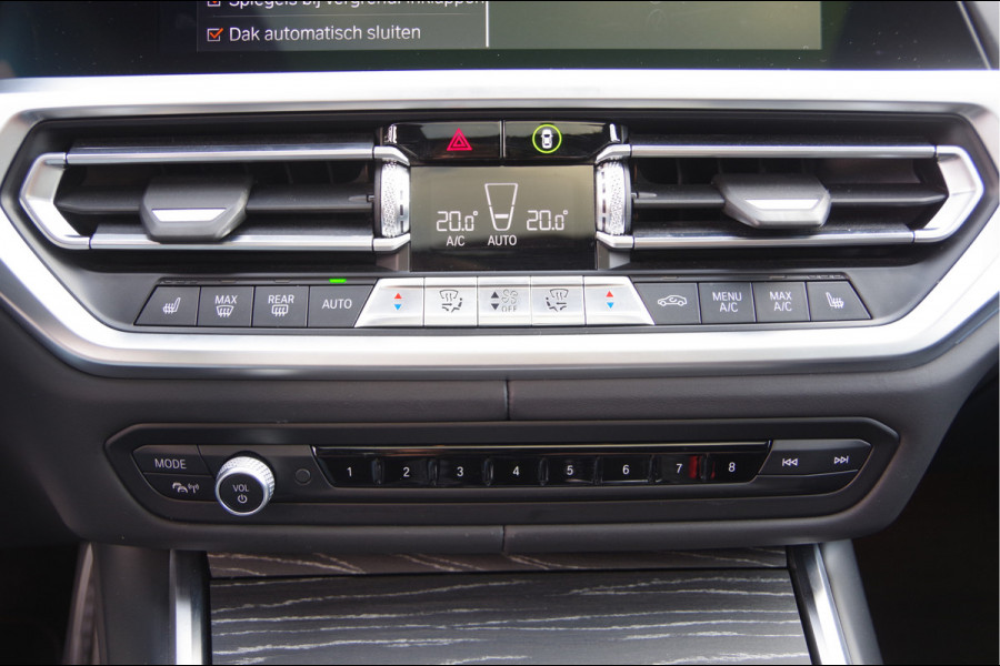 BMW 3-serie 330e M-SPORT SCHUIFDAK, INDIVIDUAL LEDER, LASER, HUD, HARMAN/KARDON, ADAPT. CRUISE, SPORTSTOELEN, DRAVIT GRAU