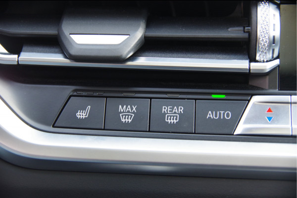 BMW 3-serie 330e M-SPORT SCHUIFDAK, INDIVIDUAL LEDER, LASER, HUD, HARMAN/KARDON, ADAPT. CRUISE, SPORTSTOELEN, DRAVIT GRAU