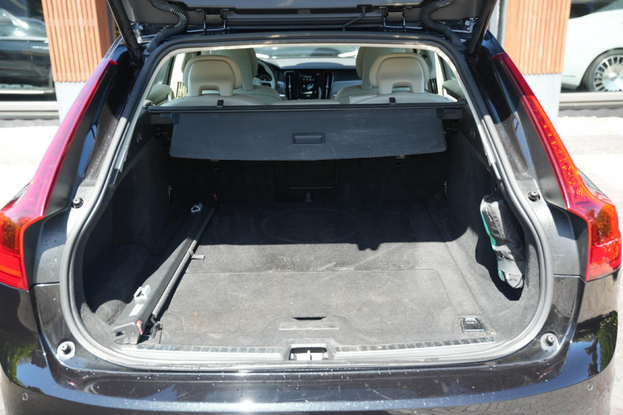 Volvo V90 2.0 T5 90th Anniversary Edition Leer Cruise Trekhaak