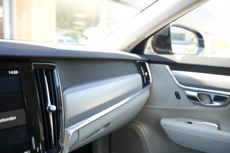 Volvo V90 2.0 T5 90th Anniversary Edition Leer Cruise Trekhaak