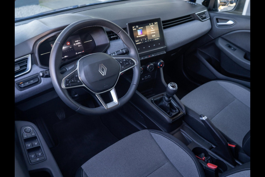 Renault Clio 1.0 TCe Evolution / Navi / Cruise / Carplay / LED / PDC / NL auto
