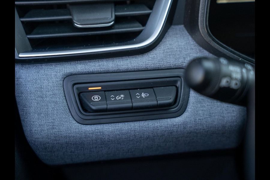 Renault Clio 1.0 TCe Evolution / Navi / Cruise / Carplay / LED / PDC / NL auto