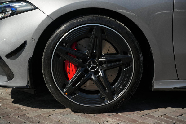 Mercedes-Benz A-Klasse AMG 35 4MATIC Aero Pack Burmester WideScreen Facelift