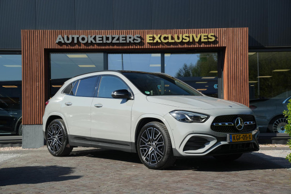 Mercedes-Benz GLA 200 AMG Line Panoramadak Adapt. Cruise AMG Pakket Ambient Wide Screen