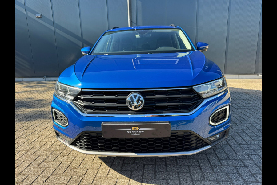Volkswagen T-Roc 1.0 TSI Style * Navigatie * Led * Stoelverwarming * Adaptieve Cruise Control *
