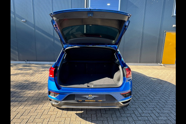 Volkswagen T-Roc 1.0 TSI Style * Navigatie * Led * Stoelverwarming * Adaptieve Cruise Control *
